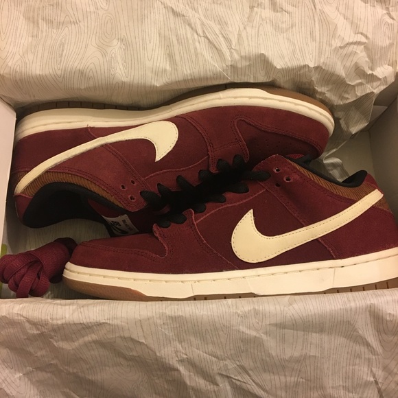❌SOLD❌Nike SB Dunk Low Corduroy Team Red Sz 9 🔥🔥 - Picture 7 of 7